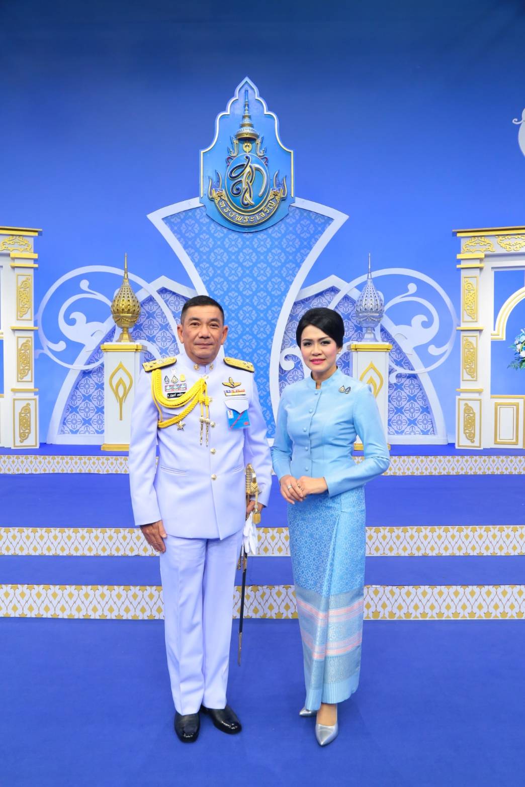 ๑๐๖ เมื่อวันที่ ๖ สิงหาคม ๒๕๖๒ พล.อ.ณัฐ อินทรเจริญ ปลัดกระทรวงกลาโหม พร้อมด้วย คุณรมิดา อินทรเจริญ นายกสมาคมภริยาฯ นำคณะนายทหารชั้นผู้ใหญ่พร้อมภริยา บันทึกเทปโทรทัศน์อาเศียรวาท ถวายพระพรชัยมงคล เนื่องในโอกาสมหามงคลเฉลิมพระชนมพรรษา สมเด็จพระนางเจ้าสิริกิติ์ พระบรมราชินีนาถ พระบรมราชชนนีพันปีหลวง ณ สถานีวิทยุโทรทัศน์แห่งประเทศไทย (สสท.) ถ.วิภาวดี-รังสิต กรุงเทพฯ