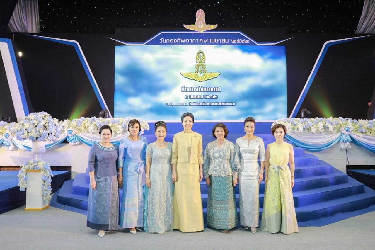 ๐๖๘ เมื่อวันที่ ๙ เมษายน ๒๕๖๒ นายกสมาคมภริยาฯ ร่วมงานเลี้ยงรับรองเนื่องในวันกองทัพอากาศ ณ อาคารรณนภากาศ รร.นนก. ถ.พหลโยธิน เขตสายไหม กรุงเทพฯ
