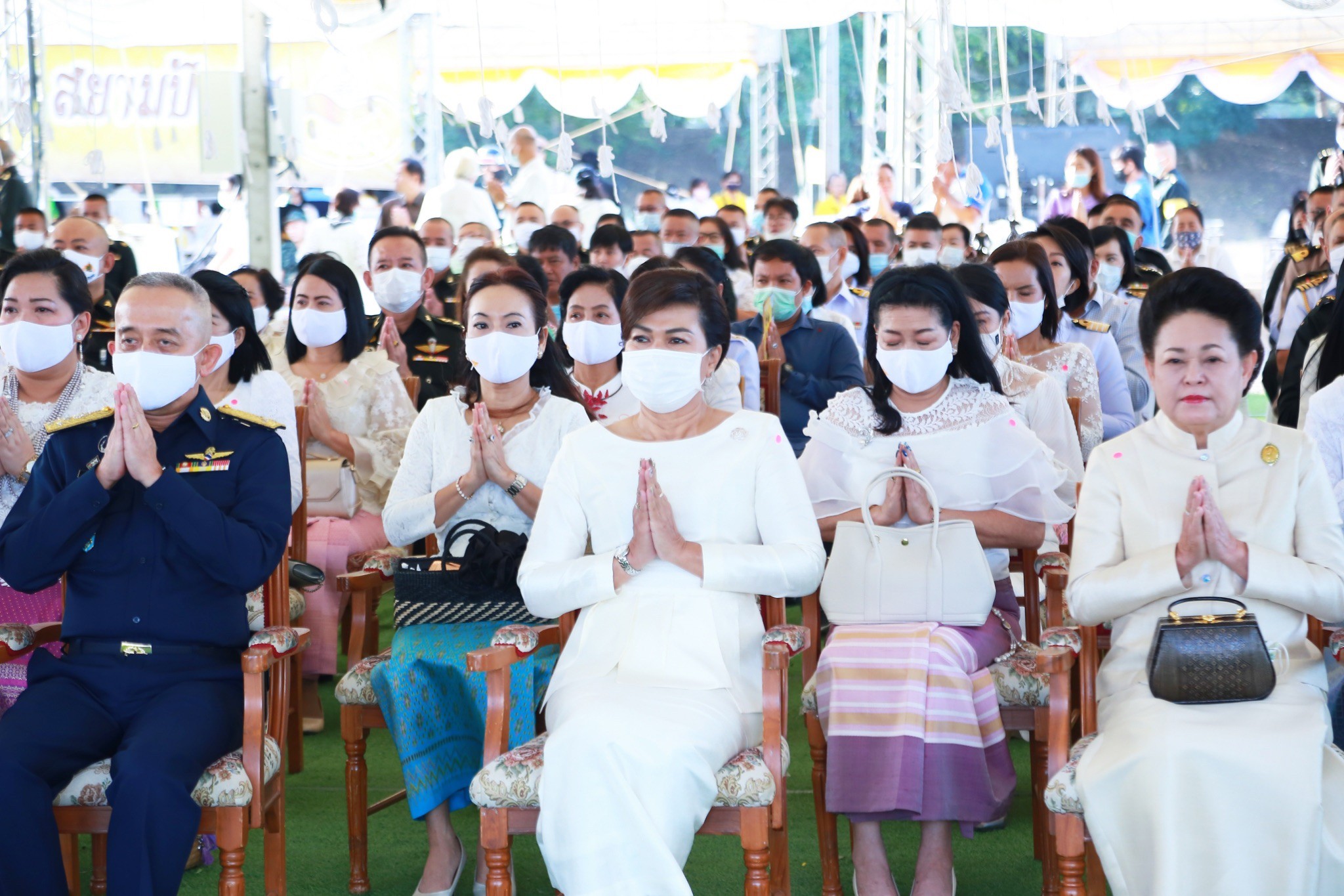 ๐๒๑ นายกสมาคมฯ ร่วมพิธีเททองหล่อต้นแบบสมเด็จพระนเรศวรฯ และต้นแบบสมเด็จพระเจ้าตากสินฯ