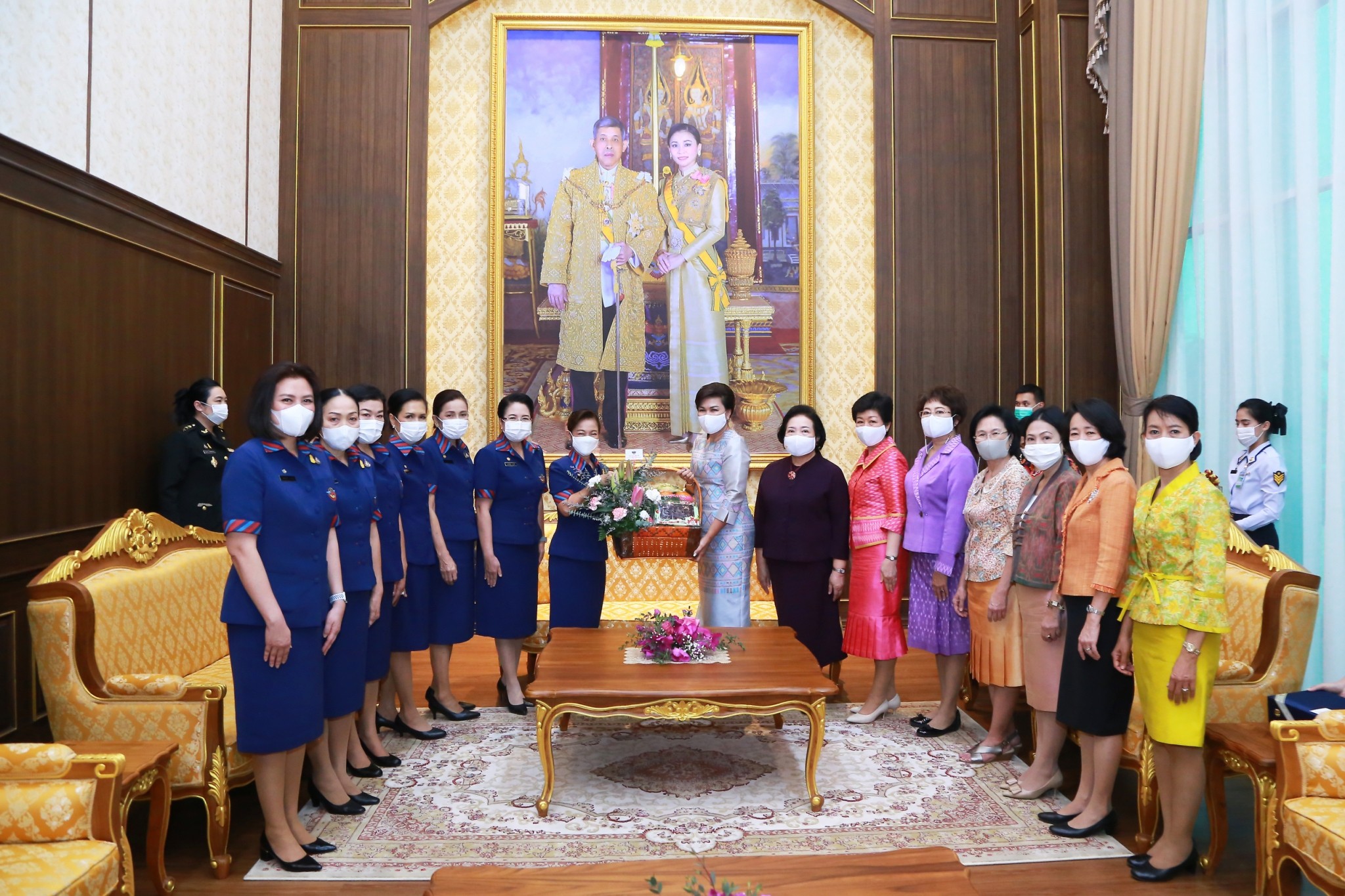 ๐๓๔ นายกสมาคมฯ ต้อนรับคุณบุษกร ศรีสวัสดิ์ นายกสมาคมแม่บ้านกองบัญชาการกองทัพไทย