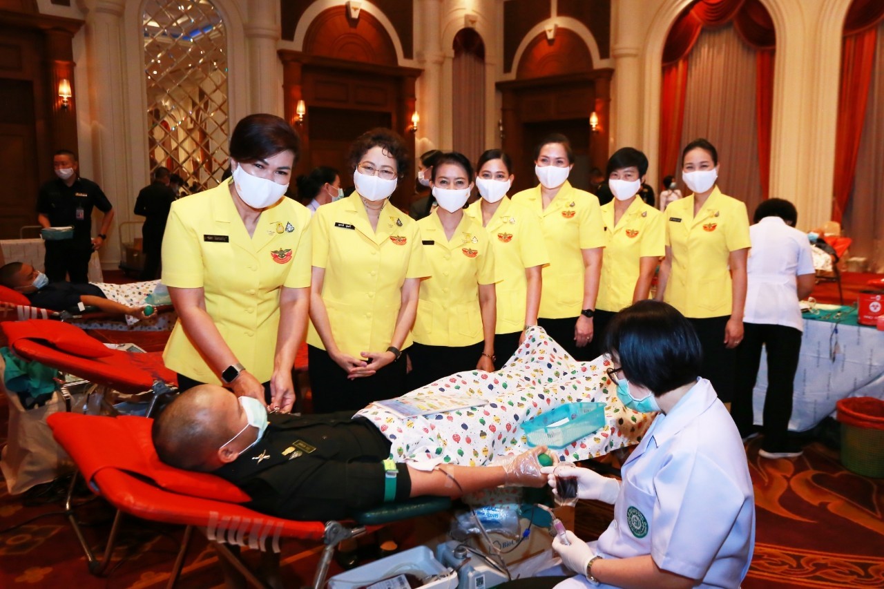 ๐๔๖ นายกสมาคมฯ ร่วมกิจกรรมบริจาคโลหิตถวายเป็นพระราชกุศลแด่พระบาทสมเด็จพระจุลจอมเกล้าเจ้าอยู่หัว