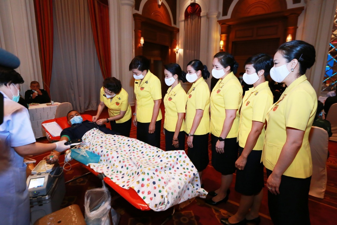 ๐๔๖ นายกสมาคมฯ ร่วมกิจกรรมบริจาคโลหิตถวายเป็นพระราชกุศลแด่พระบาทสมเด็จพระจุลจอมเกล้าเจ้าอยู่หัว