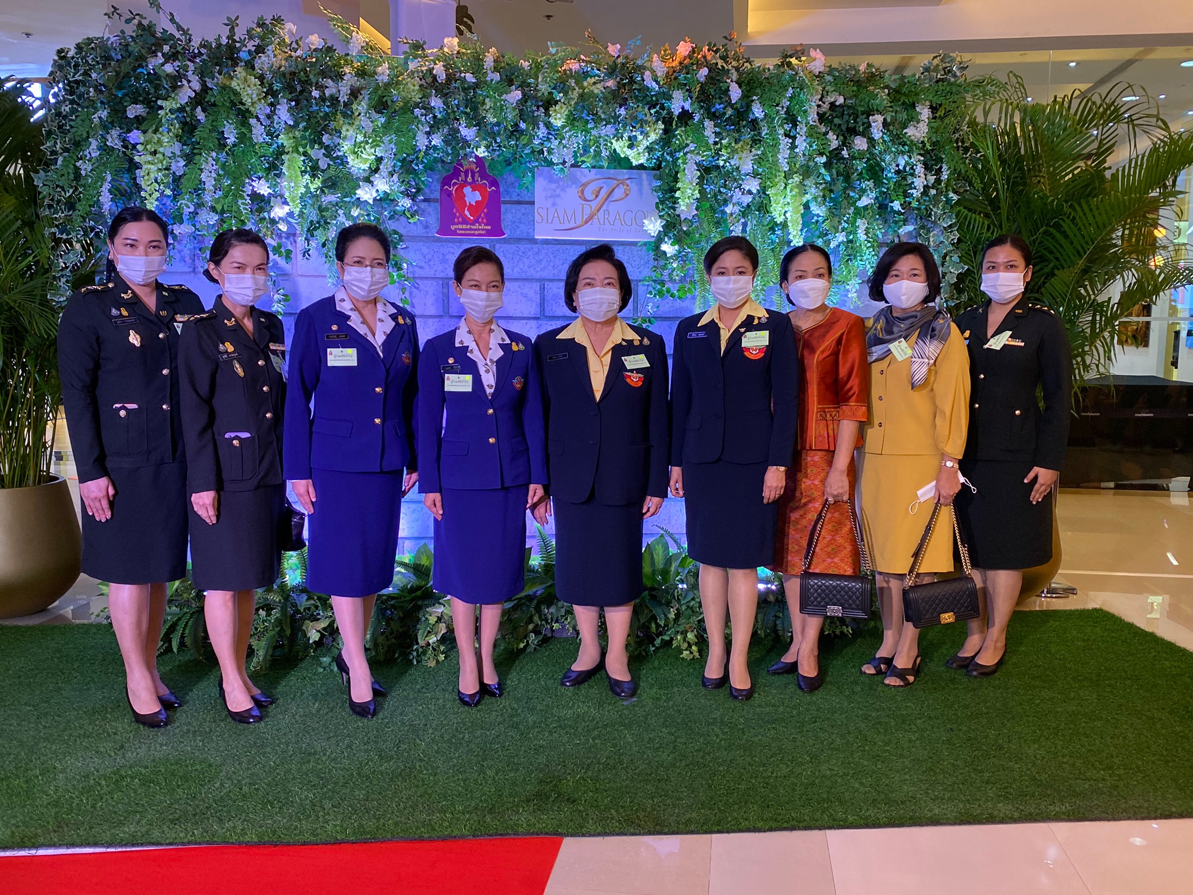 ๐๑๖ คณะกรรมการสมาคมภริยาข้าราชการสำนักงานปลัดกระทรวงกลาโหม ร่วมรับเสด็จ