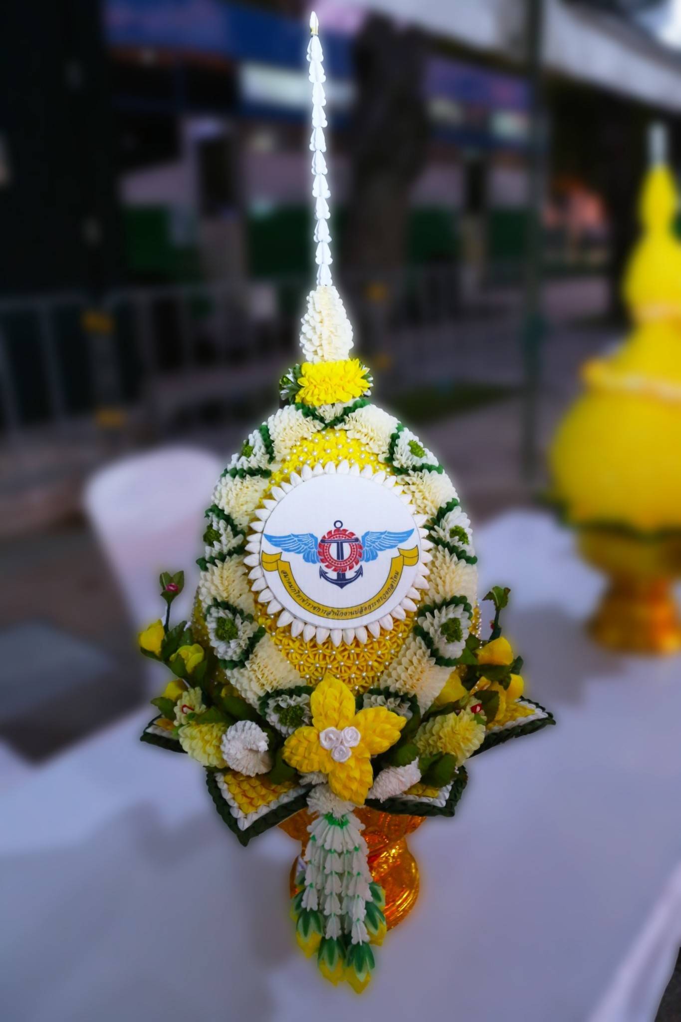 ๐๒๙ นายก สคภ.สป. ร่วมพิธีถวายบังคมและพิธีวางพานพุ่ม เนื่องในวันคล้ายวันพระราชสมภพ พระบาทสมเด็จพระ...