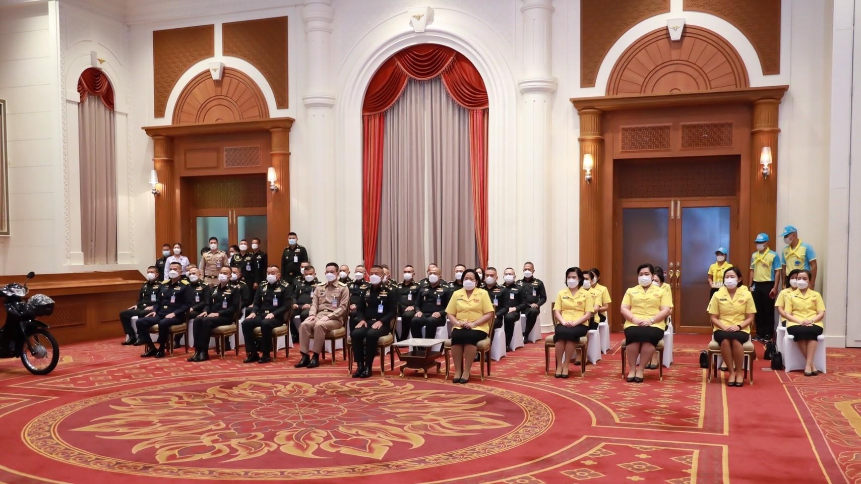 ๐๒๔ พิธีรับมอบเงินและของรางวัลงานกาชาด ประจำปี ๒๕๖๔