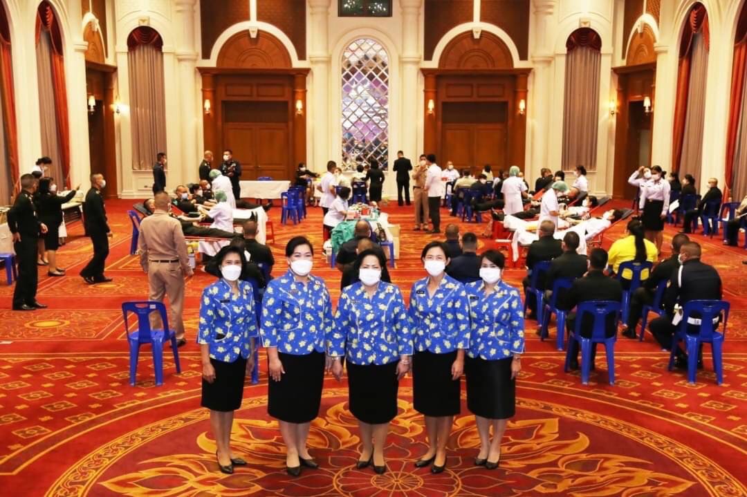 ๐๕๔ สคภ.สป. พร้อมด้วยคณะกรรมการสมาคมฯ ร่วมกิจกรรมบริจาคโลหิตถวายเป็นพระราชกุศล