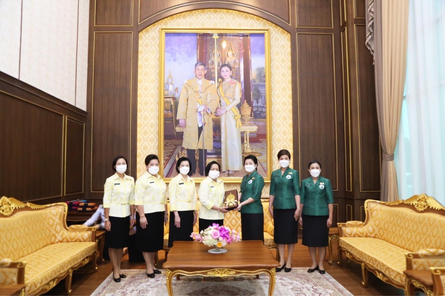 ๐๐๙ งานสานสัมพันธ์สมาคมแม่บ้านทหาร-ตำรวจ