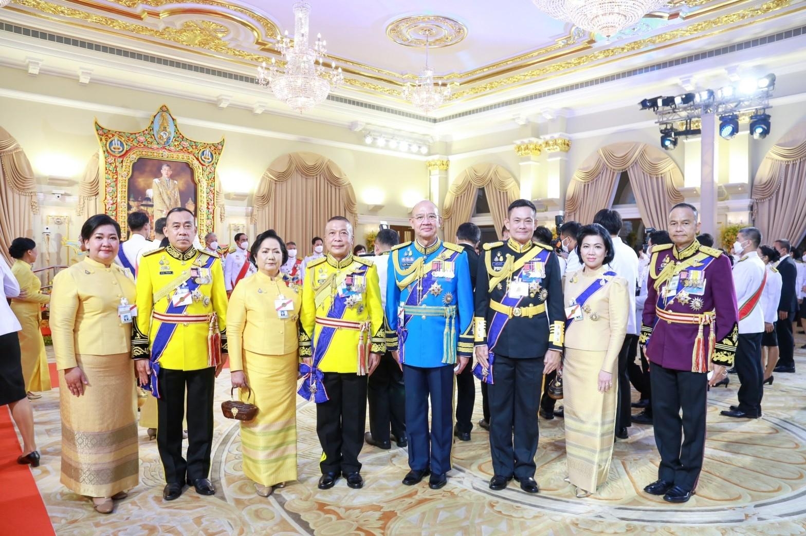 ๐๗๙ ปลัดกระทรวงกลาโหม และนายกสมาคมภริยาฯ พร้อมด้วยรองปลัดกระทรวงกลาโหม และคู่สมรส ร่วมงานสโมสรสันนิบาตเฉลิมพระเกียรติฯ ประจำปีพุทธศักราช ๒๕๖๕