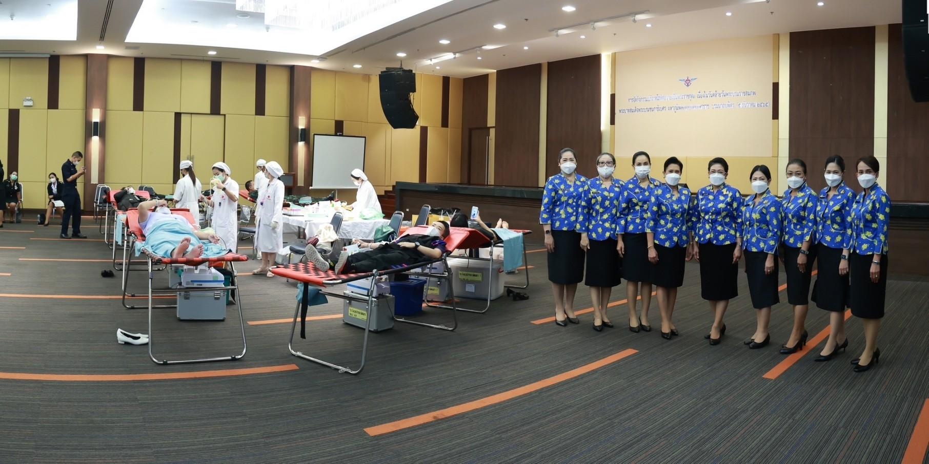 ๐๒๐ อุปนายก สคภ.สป. พร้อมด้วยคณะกรรมการสมาคมฯ ร่วมกิจกรรมบริจาคโลหิตถวายเป็นพระราชกุศล