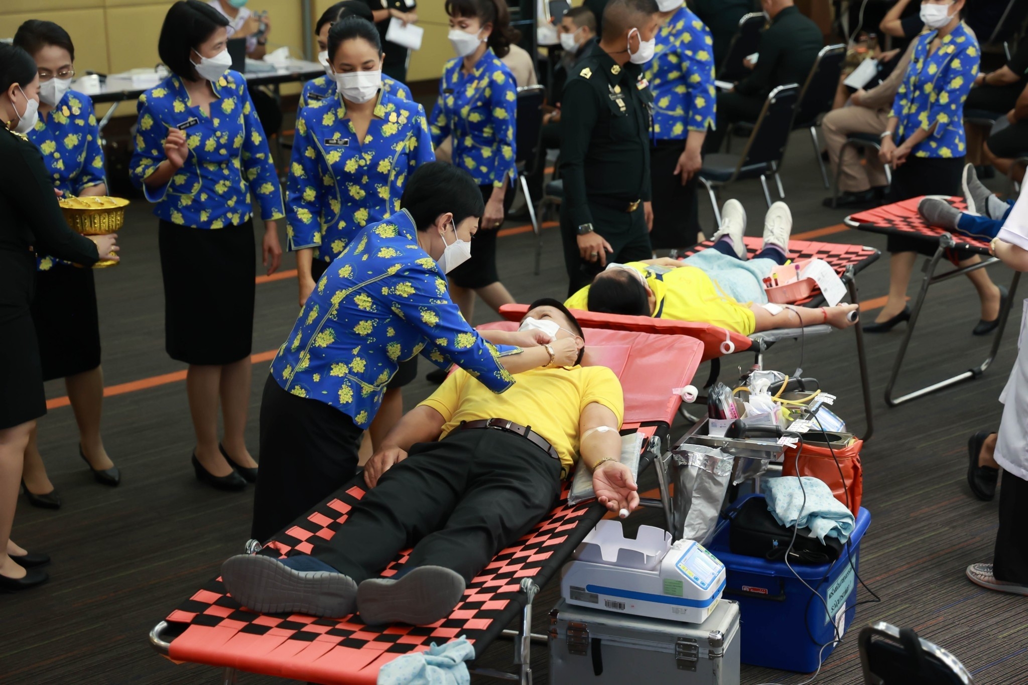 ๑๑๘ คณะกรรมการสมาคมฯ ร่วมกิจกรรมบริจาคโลหิตถวายเป็นพระราชกุศล