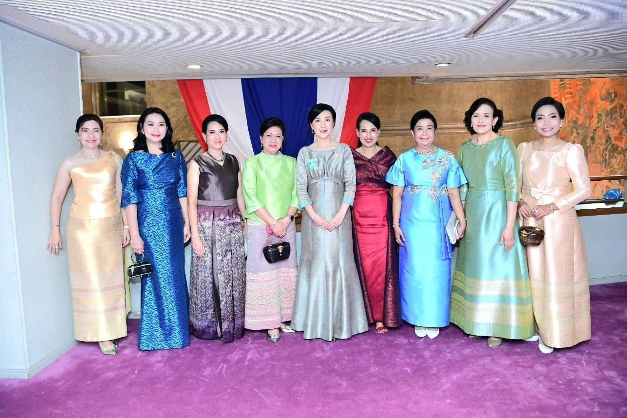๑๑๖ ผู้แทนปลัดกระทรวงกลาโหม และนายก สคภ.สป. เฝ้ารับเสด็จพระเจ้าวรวงศ์เธอ พระองค์เจ้าสิริภาจุฑาภรณ์ และร่วมชมการแสดงคอนเสิร์ตทัพฟ้าคู่ไทยเพื่อ “ชัยพัฒนา”