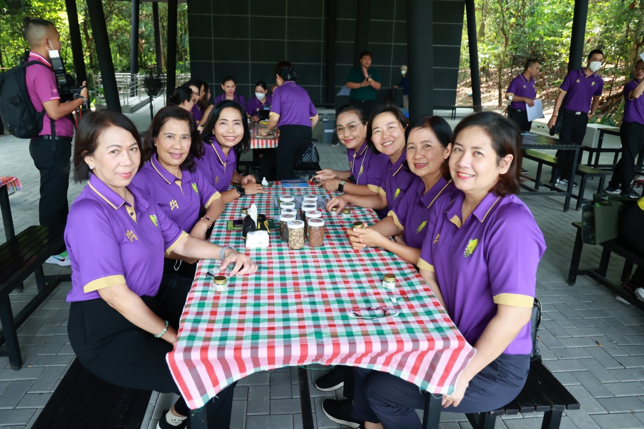๐๘๗ นายก สคภ.สป. พร้อมด้วยคณะกรรมการสมาคมฯ ศึกษาดูงาน ณ ศูนย์เรียนรู้ป่าวังจันทร์ โดยสถาบันปลูกป่าและระบบนิเวศ ปตท. จ.ระยอง