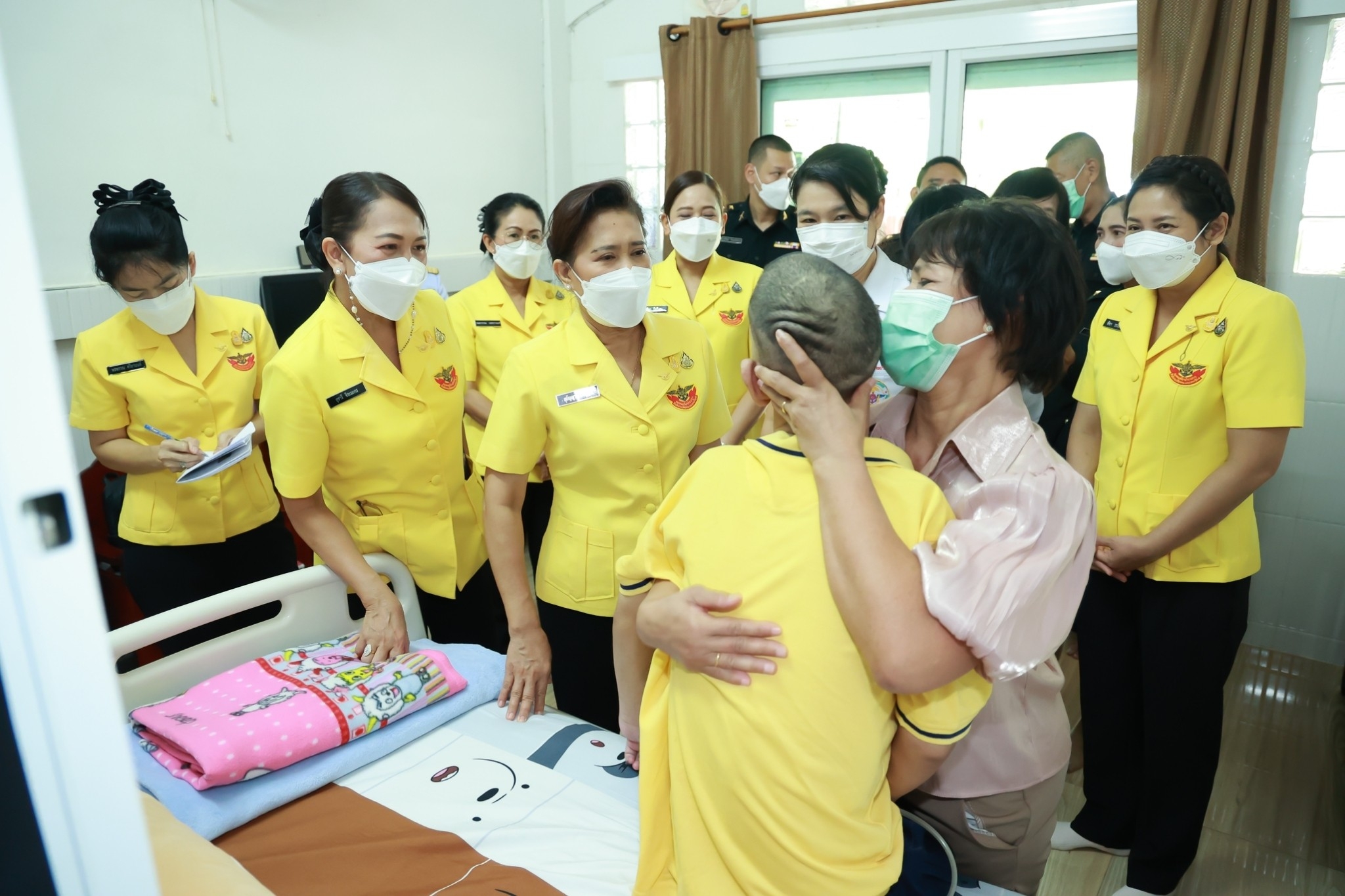 ๐๙๕ กิจกรรมโครงการสายใยรักษ์: เพื่อคนพิเศษ ตรวจเยี่ยมบุตรที่มีความต้องการพิเศษ