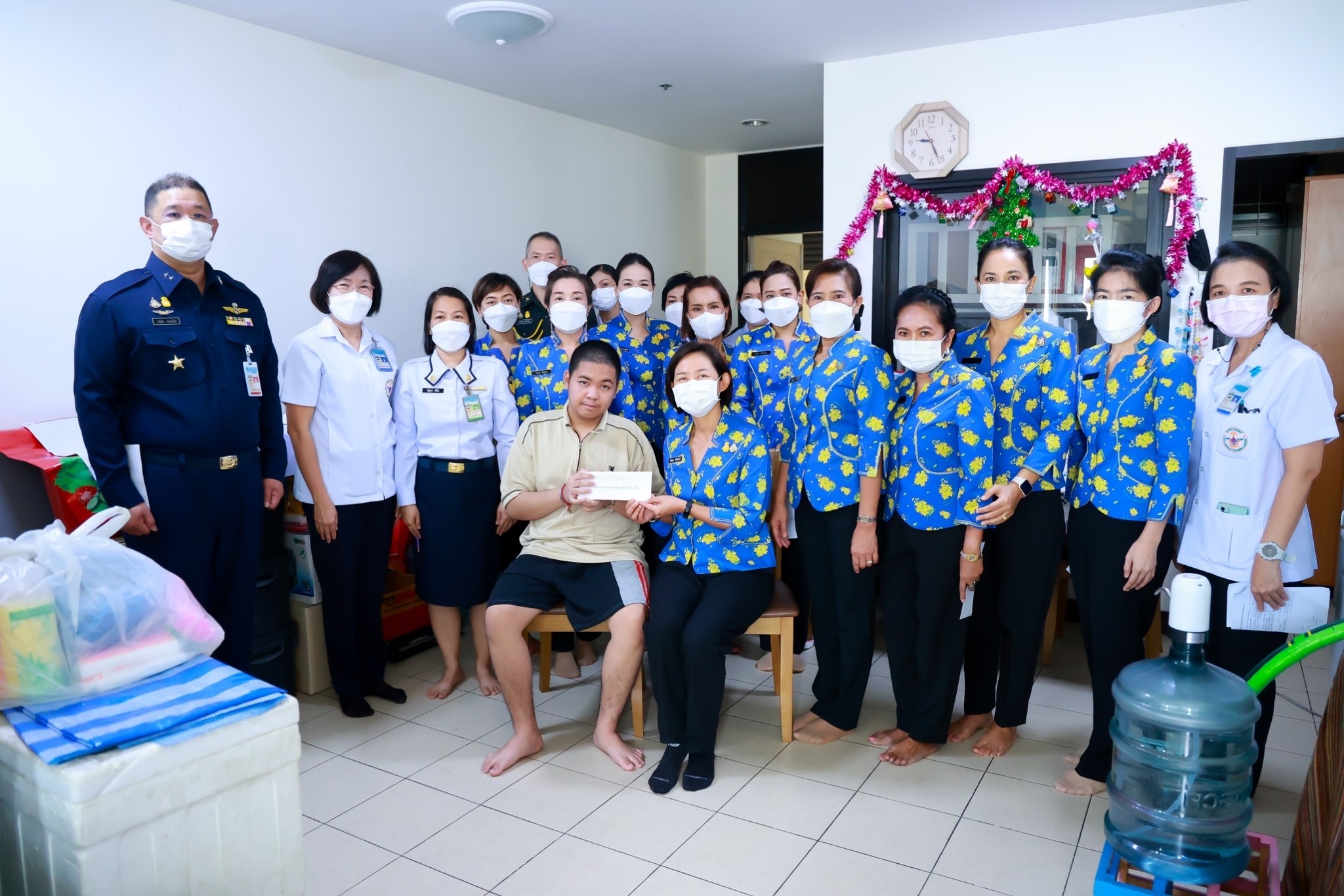๐๙๕ กิจกรรมโครงการสายใยรักษ์: เพื่อคนพิเศษ ตรวจเยี่ยมบุตรที่มีความต้องการพิเศษ