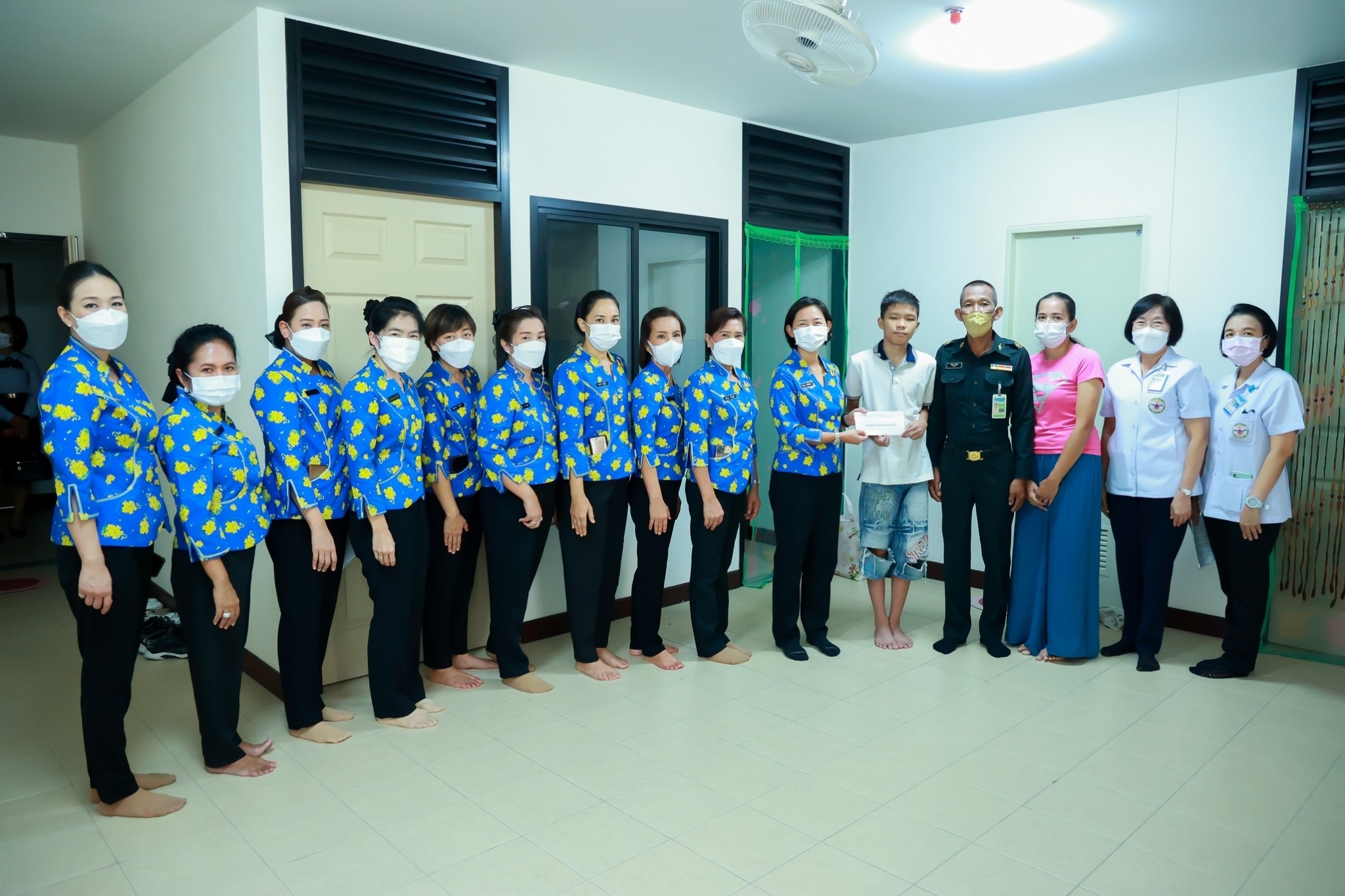๐๙๕ กิจกรรมโครงการสายใยรักษ์: เพื่อคนพิเศษ ตรวจเยี่ยมบุตรที่มีความต้องการพิเศษ