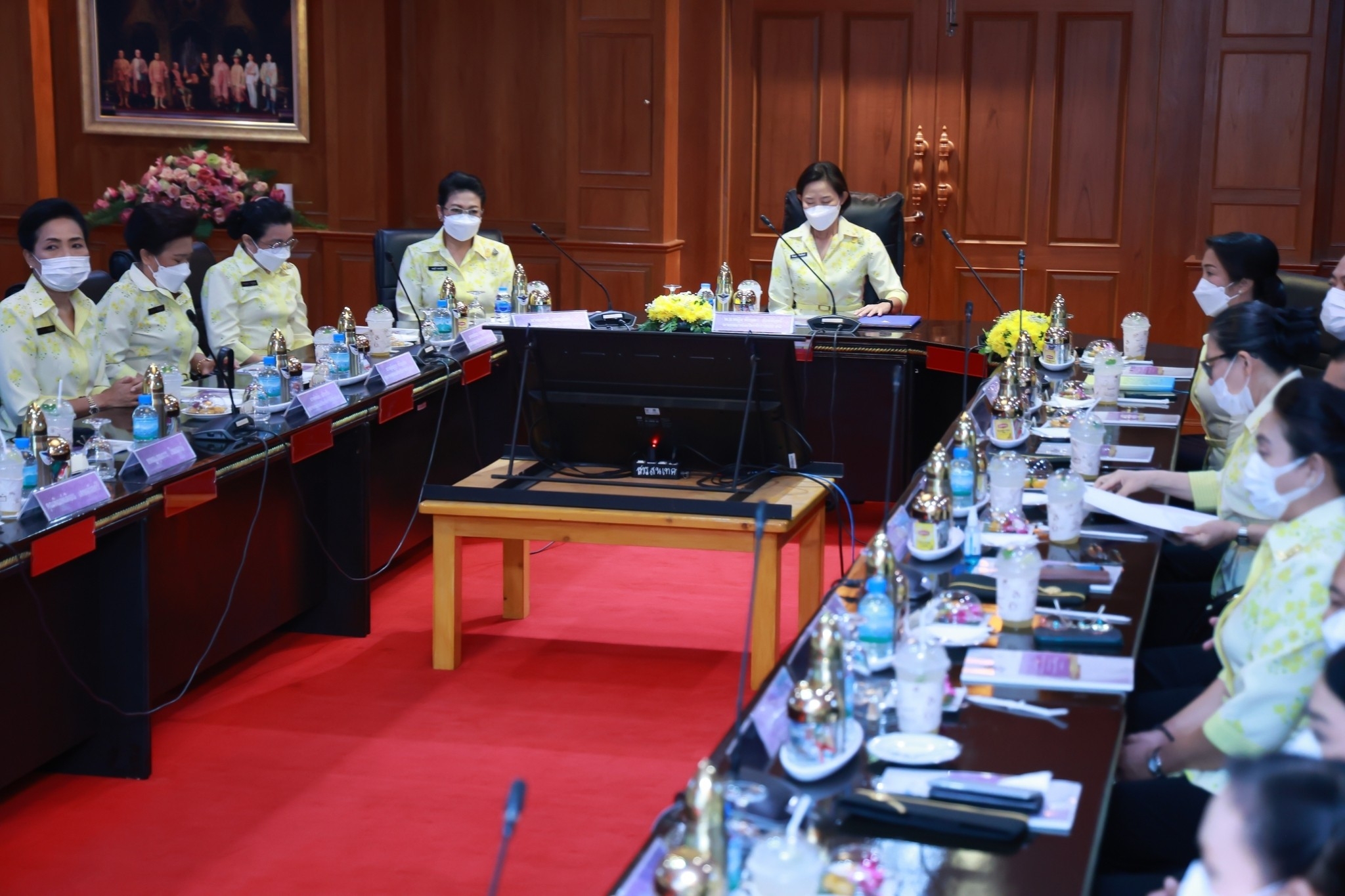 ๐๗๗ นายก สคภ.สป. พร้อมด้วยคณะกรรมการสมาคมฯ เดินทางไปตรวจเยี่ยมโครงการต่างๆ ของสมาคมฯ ณ ศอว.ศอพท. ...