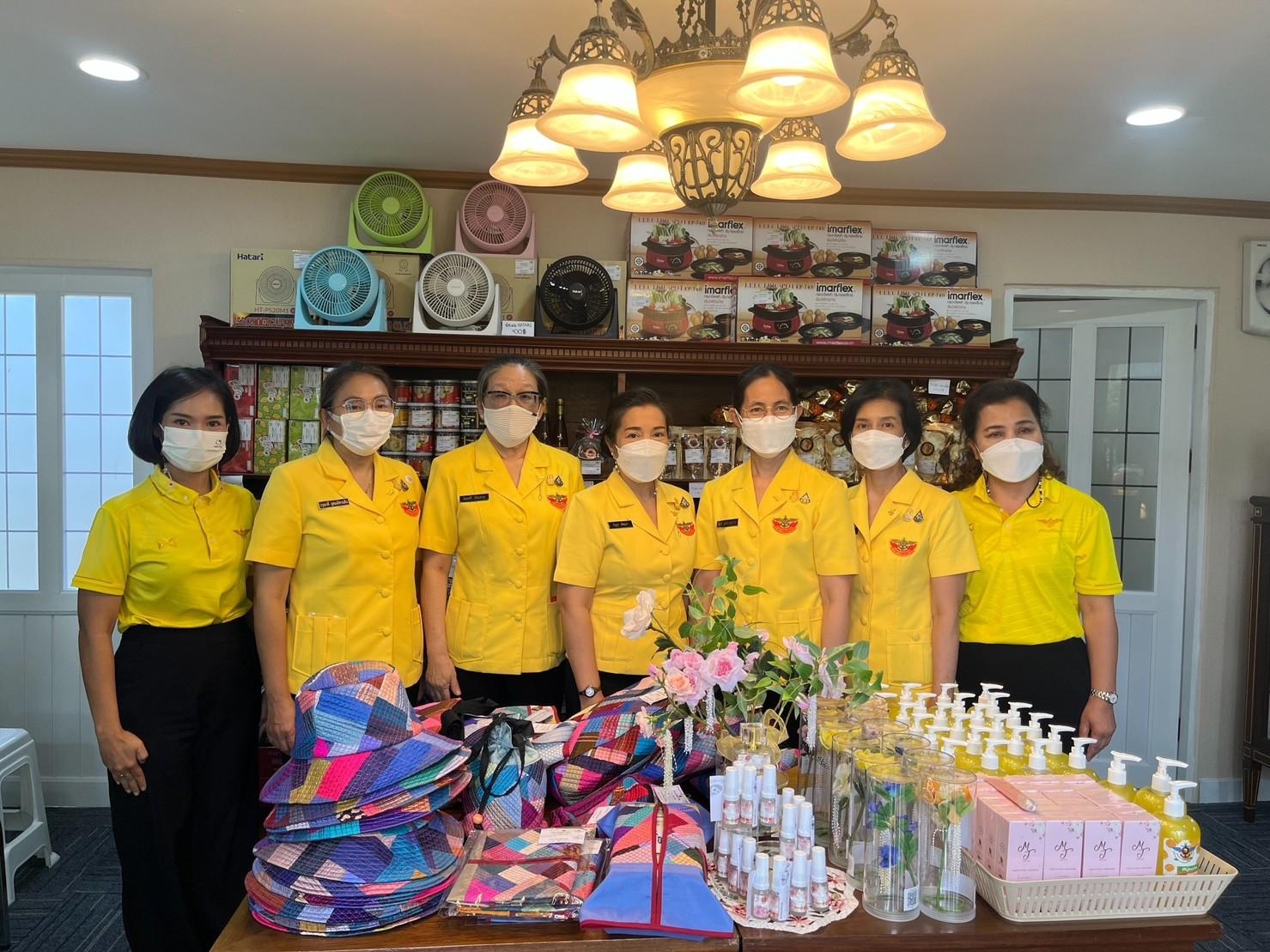 ๐๔๗ บรรยากาศการออกร้านจำหน่ายสินค้าของ สคภ. ประจำปี ๒๕๖๕"สป. ในงาน "เพื่อนพึ่ง (ภาฯ) ประจำปี ๒๕๖๕"
