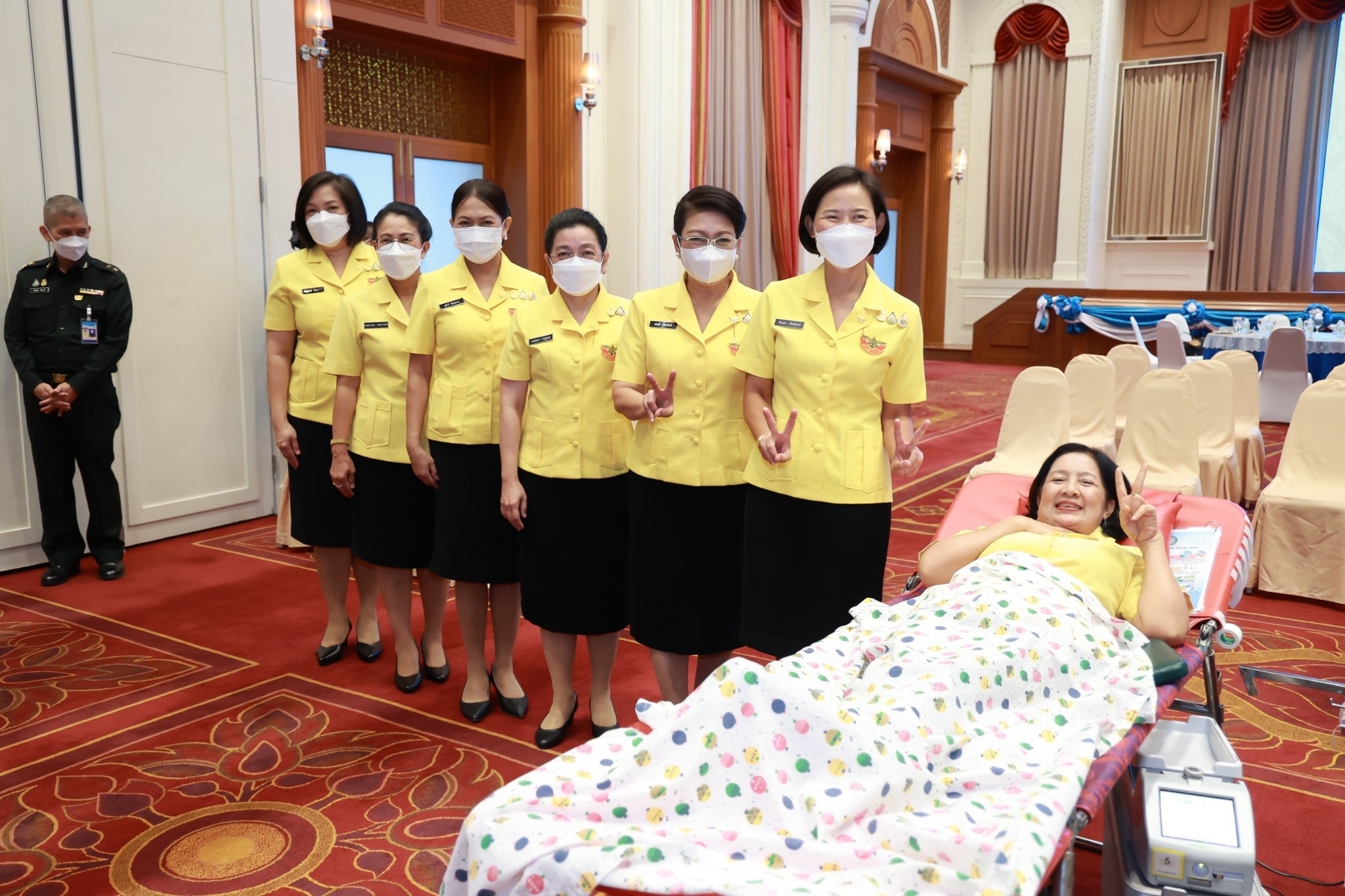 ๑๒๙ คณะกรรมการสมาคมฯ ร่วมกิจกรรมบริจาคโลหิตถวายเป็นพระราชกุศล