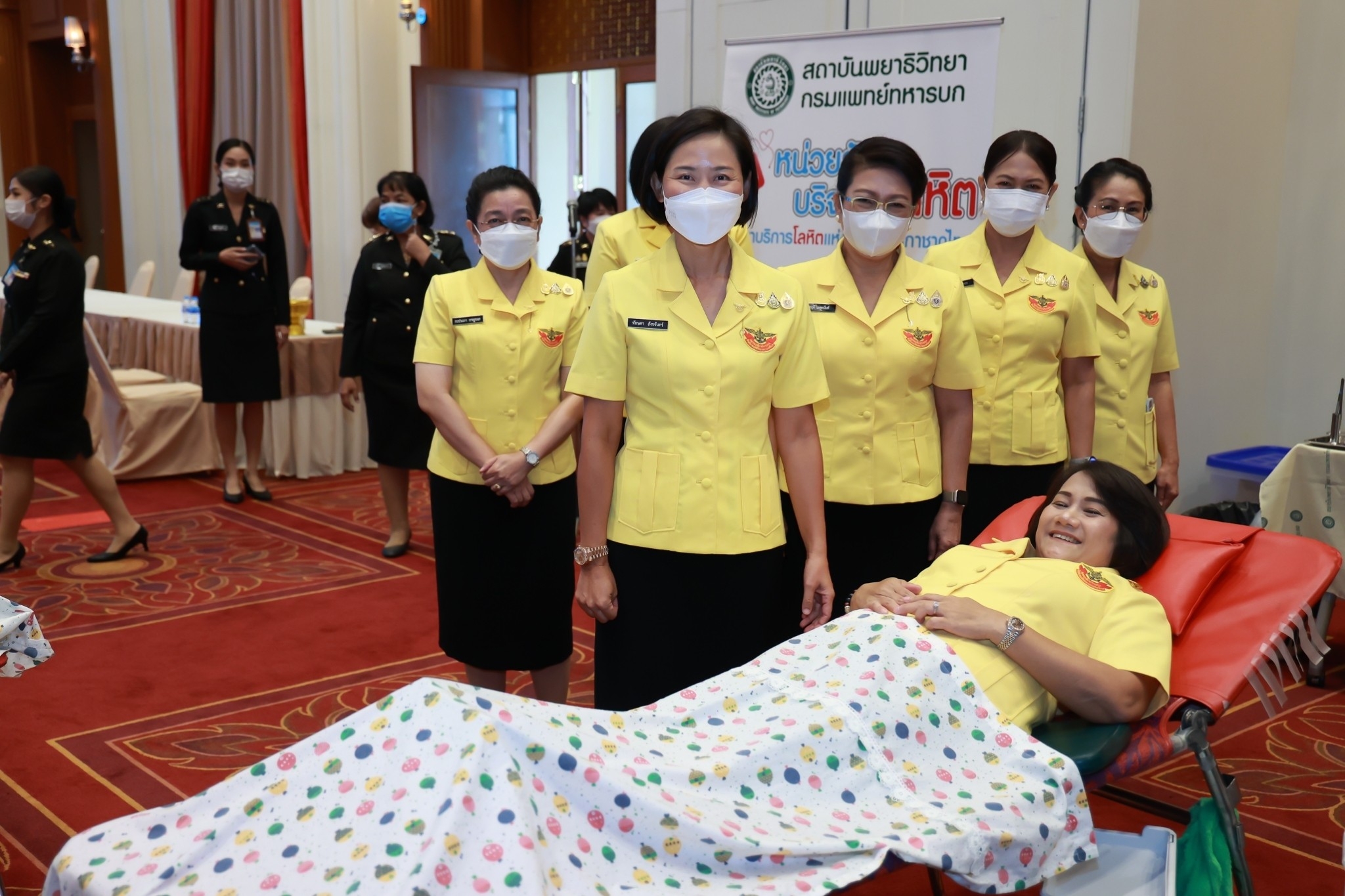 ๑๒๙ คณะกรรมการสมาคมฯ ร่วมกิจกรรมบริจาคโลหิตถวายเป็นพระราชกุศล
