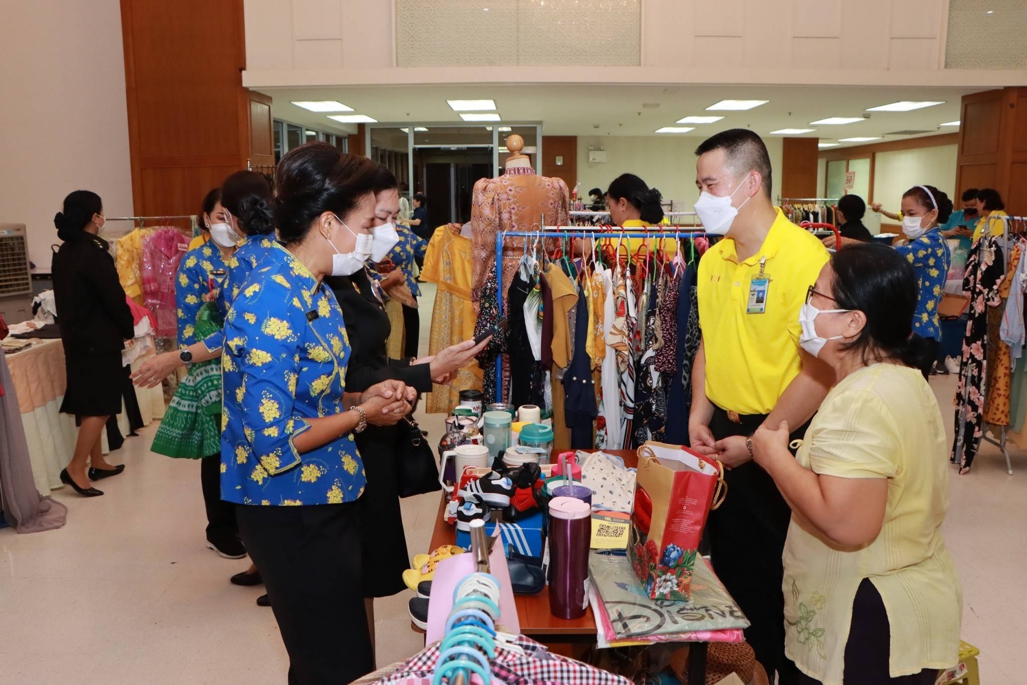 ๑๐๑ กิจกรรมโครงการครอบครัวพอเพียง“ตลาดนัดสมบัติผลัดกันชม” ครั้งที่ ๔