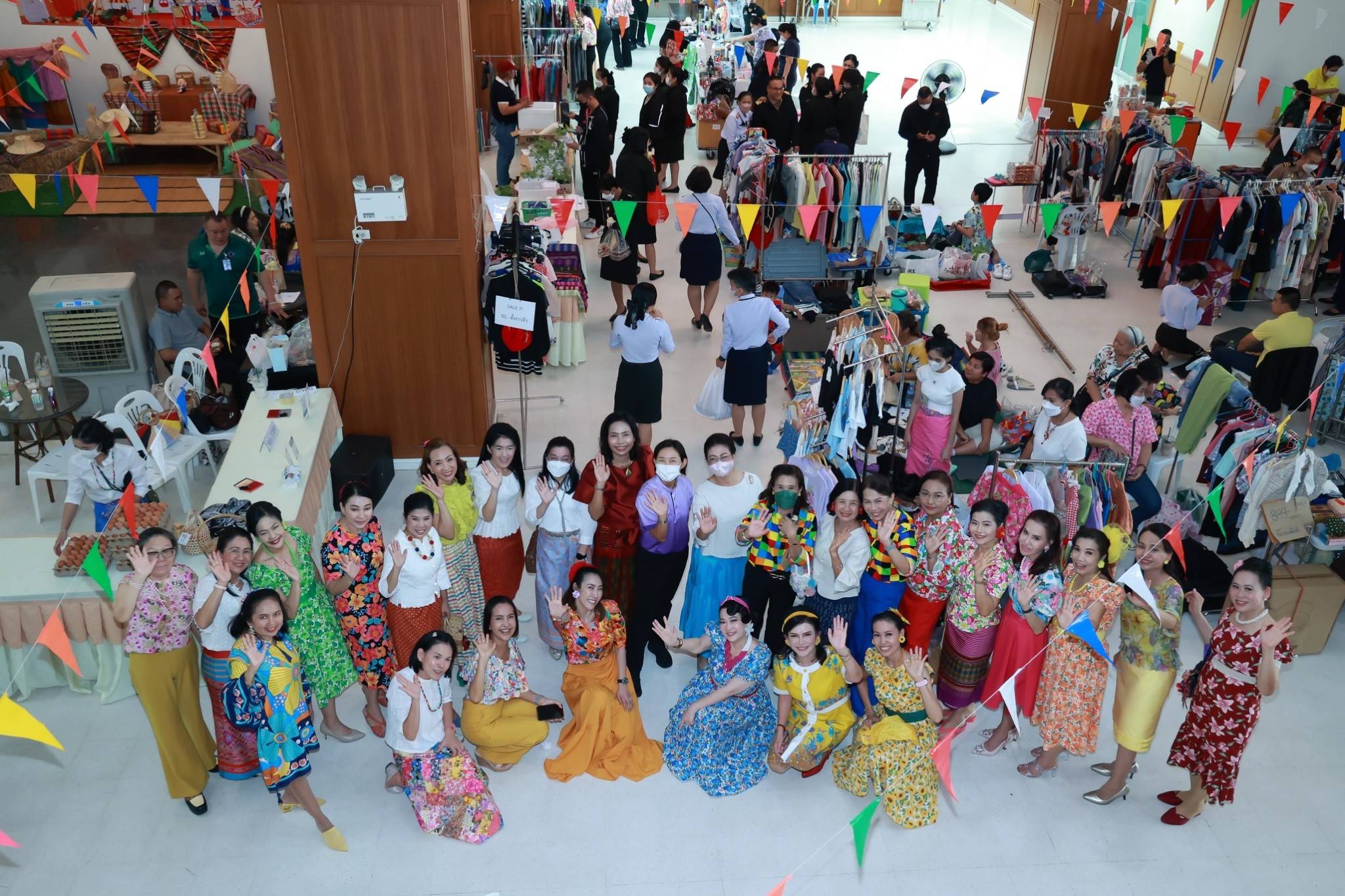 ๑๒๑ กิจกรรมโครงการครอบครัวพอเพียง “งานวัดสมบัติผลัดกันชม”