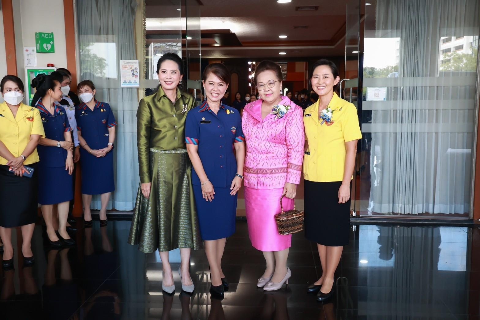 ๐๒๗ นายก สคภ.สป. และอุปนายกฯ ร่วมงานวันคล้ายวันสถาปนาสมาคมแม่บ้านกองบัญชาการกองทัพไทย
