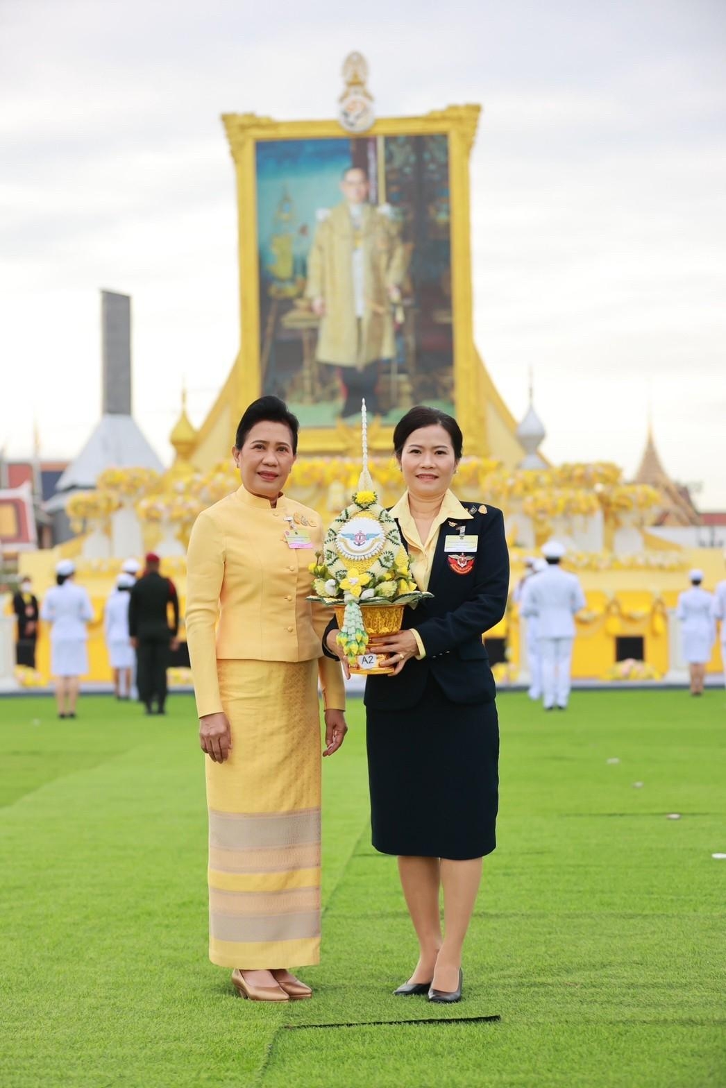 ๐๓๗ อุปนายกสมาคมฯ ร่วมพิธีวางพานพุ่ม เนื่องในวันคล้ายวันพระราชสมภพ พระบาทสมเด็จพระบรมชนกาธิเบศร ม...