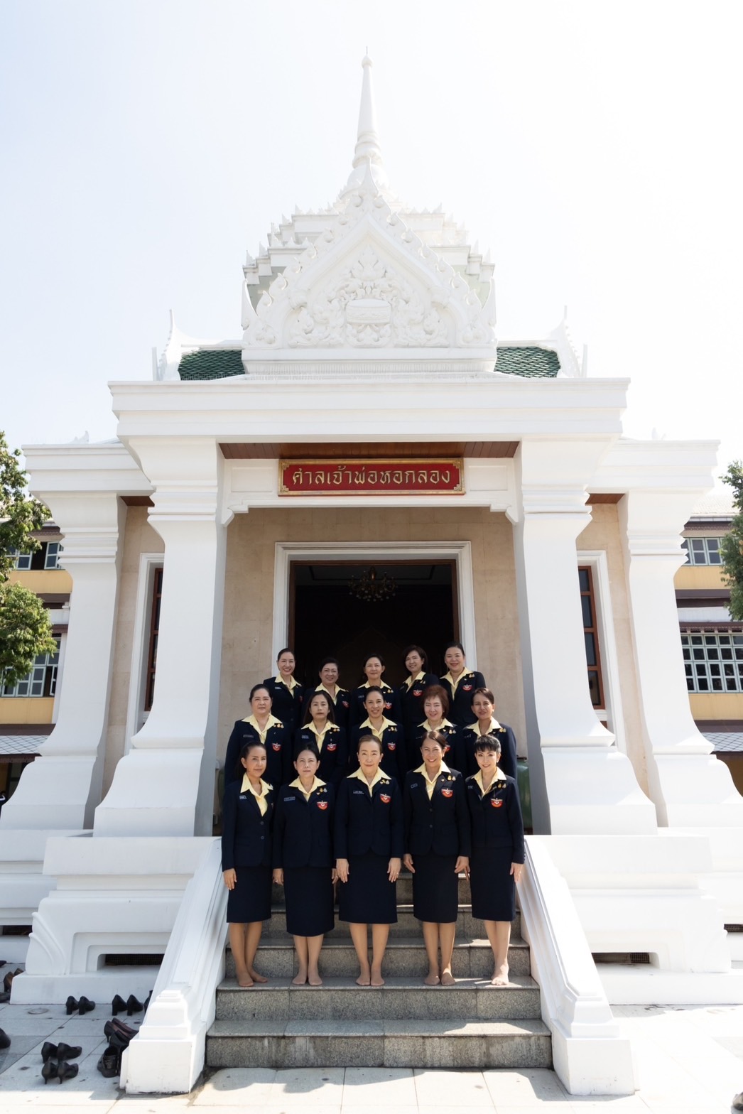 ๐๑๗ พิธีสักการะสิ่งศักดิ์สิทธิ์ เนื่องในโอกาสเข้ารับตำแหน่งคณะกรรมการบริหารสมาคมภริยา ข้าราชการสำนักงานปลัดกระทรวงกลาโหม ประจำปีงบประมาณ พ.ศ.๒๕๖๗ (๖ พ.ย.๖๖)