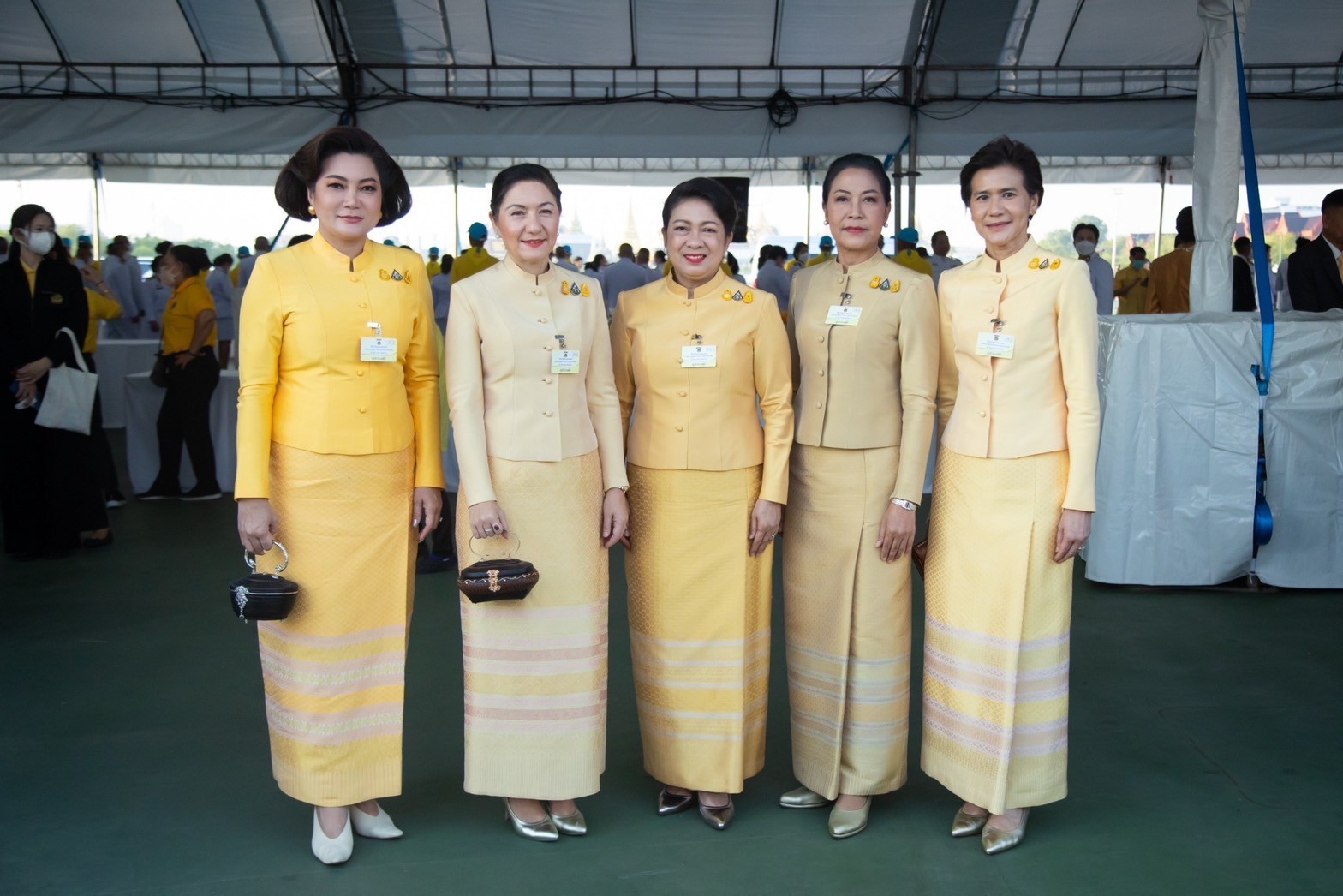 ๐๓๓ พิธีเจริญพระพุทธมนต์ และพิธีทำบุญตักบาตรเนื่องในวันคล้ายวันพระบรมราชสมภพพระบาทสมเด็จพระบรมชนกาธิเบศร มหาภูมิพลอดุลยเดชมหาราช บรมนาถบพิตร (๕ ธ.ค.๖๖)