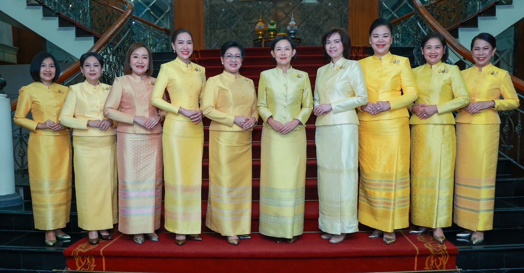๐๔ ปล.กห. และนายกสมาคมฯ พร้อมด้วย หน.นขต.สป. และภริยา ร่วมกิจกรรมน้อมรำลึกในพระมหากรุณาธิคุณ พระบาทสมเด็จพระบรมชนกาธิเบศร มหาภูมิพลอดุลยเดชมหาราช บรมนาถบพิตร เนื่องในโอกาสวันคล้ายวันสวรรคต (๑๓ ต.ค.๖๖)
