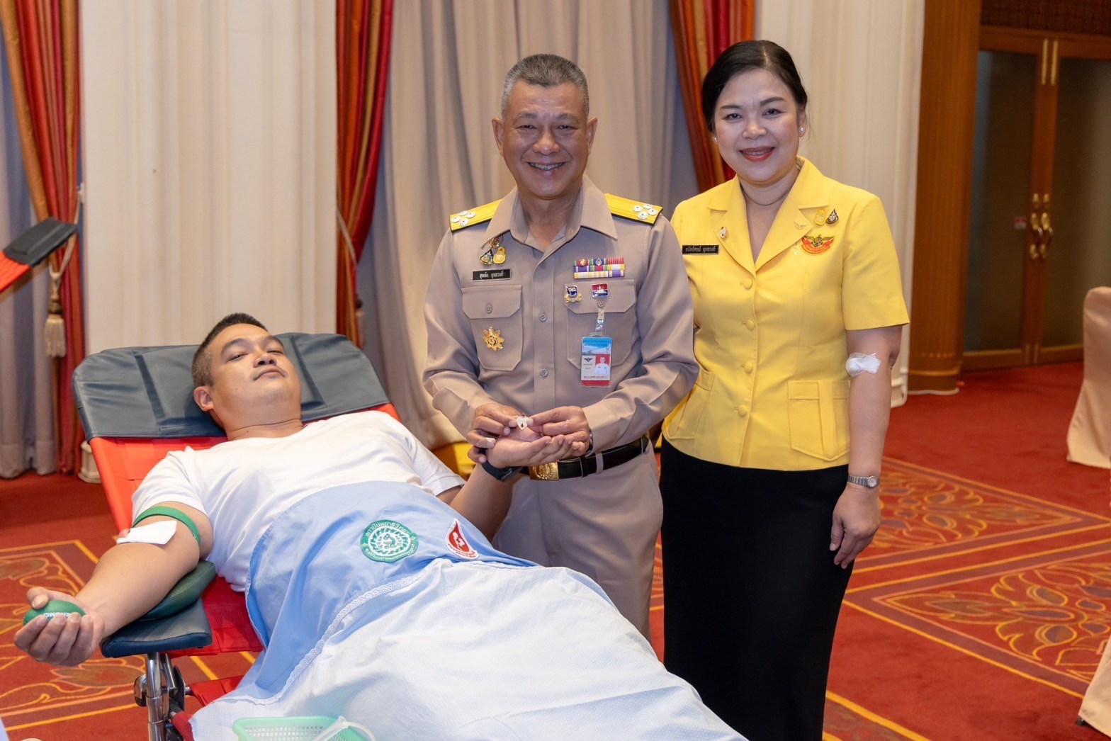 ๐๒๙ อุปนายก สคภ.สป. พร้อมด้วยคณะกรรมการสมาคมฯ ร่วมกิจกรรมบริจาคโลหิตถวายเป็นพระราชกุศล (๒๙ พ.ย.๖๖)