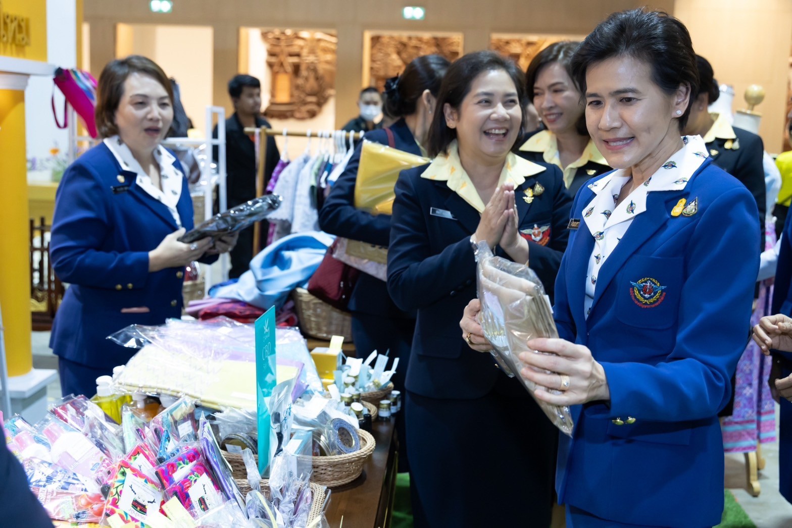 ๐๓๗ พิธีเปิดกรวยถวายราชสักการะ งานเพื่อนพึ่ง (ภาฯ) ประจำปี ๒๕๖๖ (๖ ธ.ค.๖๖)