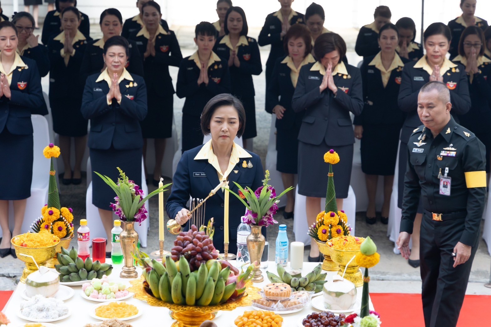 ๐๑๘ พิธีบวงสรวง สักการะสิ่งศักดิ์สิทธิ์และบำเพ็ญกุศล เนื่องในโอกาสวันคล้ายวันสถาปนา สมาคมภริยาข้าราชการสำนักงานปลัดกระทรวงกลาโหม ครบรอบปีที่ ๓๓ (๙ พ.ย.๖๖)