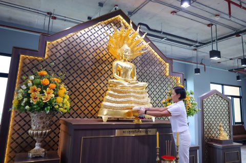 ๐๘๑ การจัดกิจกรรมโครงการ การปฏิบัติธรรมเทิดทูนสถาบันพระมหากษัตริย์ ถวายเป็นพระราชกุศล เนื่องในโอก...
