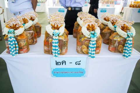 ๑๓๓ ปลัดกระทรวงกลาโหมและนายก สคภ.สป. ร่วมพิธีทำบุญตักบาตรถวายพระราชกุศล เนื่องในโอกาสวันเฉลิมพระช...